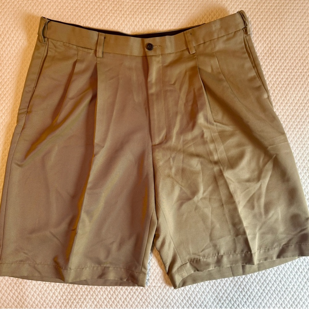 Pro Tour Men's Tan Shorts